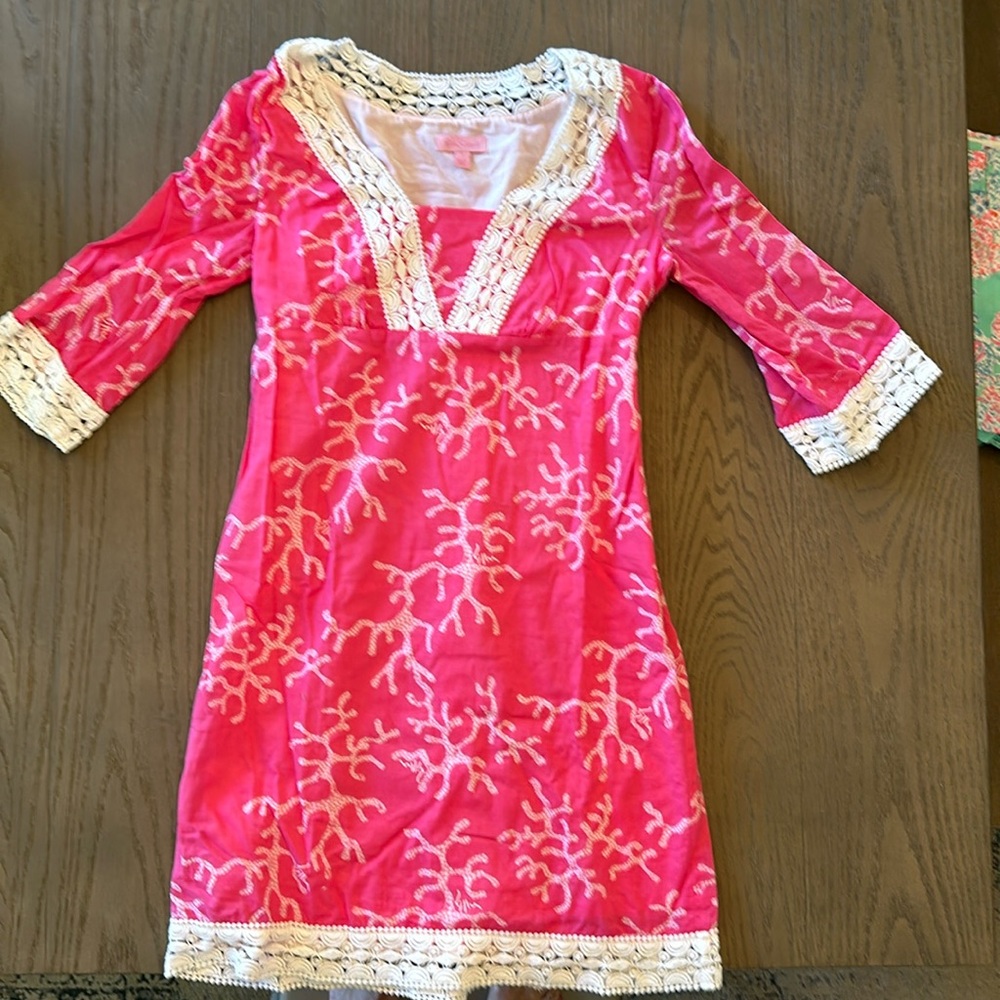 Lilly Pulitzer Beach Coverup. Size 2